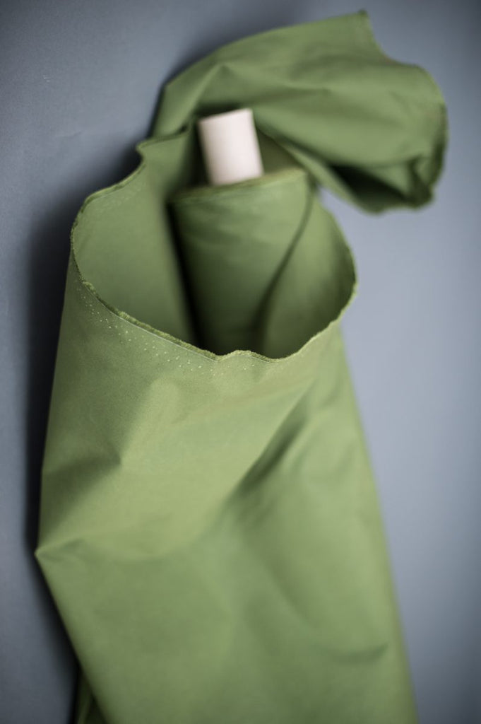 <strong>Neu: Organic Wachsstoff in Grasgrün und Khaki</strong>