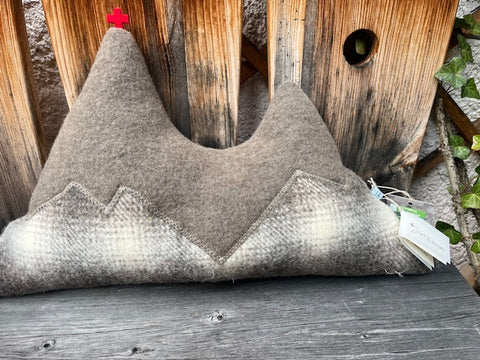 BERGEKISSEN Sauweda - aussen Wolle, innen Schafwollfüllung